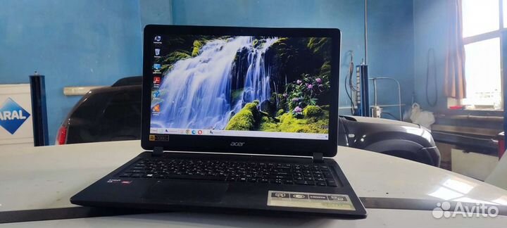 Ноутбук Acer Aspire ES1-523