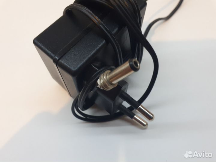 Блоки питания + 5V 1.2A / 9V 0.85A / 12V 0.5A 1A