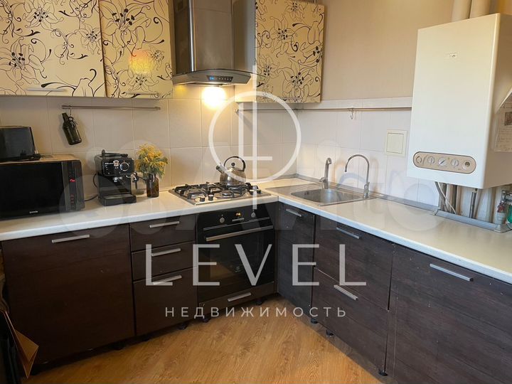 2-к. квартира, 58 м², 4/5 эт.