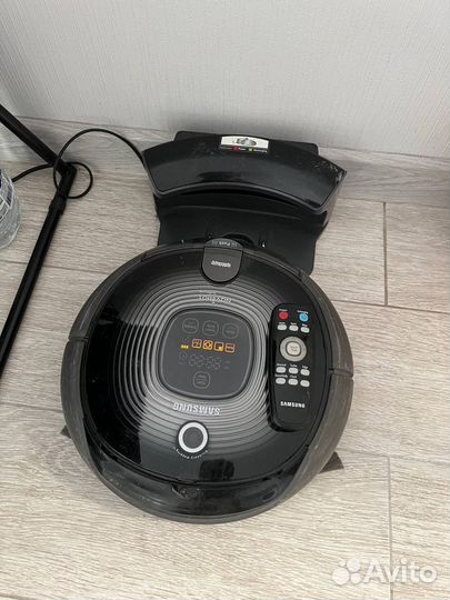 Робот-пылесос samsung NaviBot Silencio SR8895