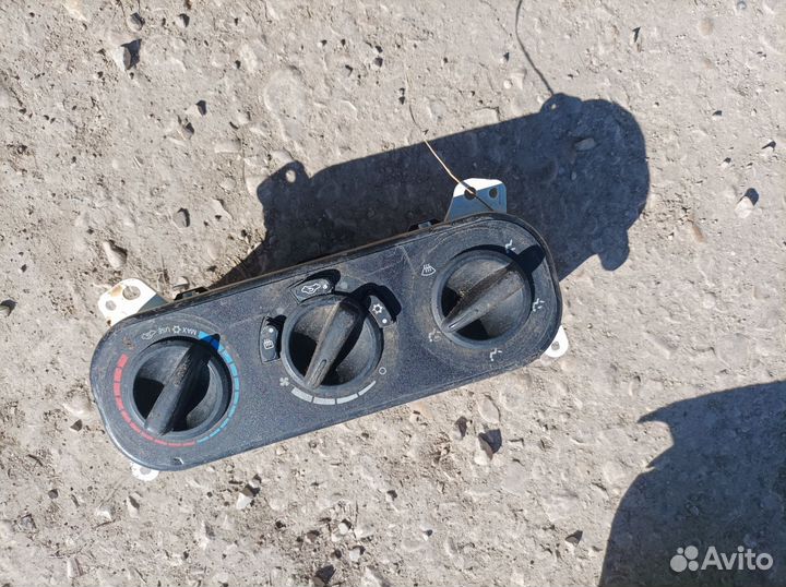 Блок упр. климат-контролем Caliber/Compass/Patriot