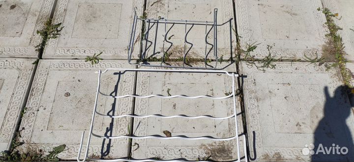 Подставка для бутылок вина в холодильнике