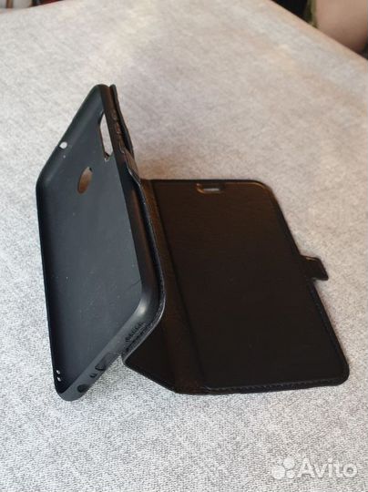 Чехол на Honor 10i