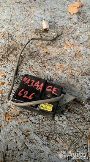 Моторчик заслонки печки Mazda 626 GE (1991 - 1997)