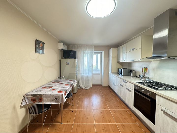 2-к. квартира, 73 м², 5/10 эт.