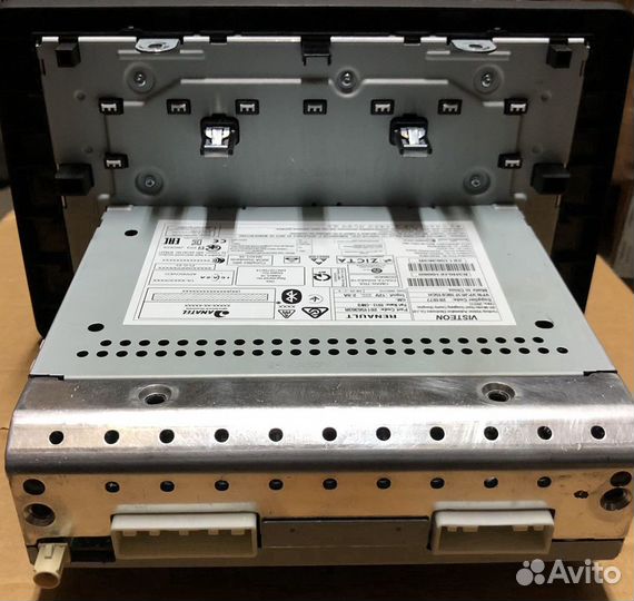 Магнитола Renault Arkana