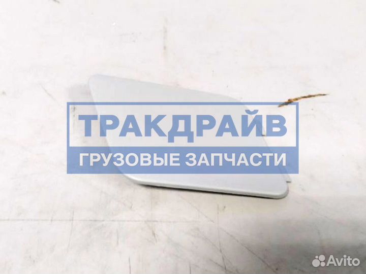 Заглушка бампера Ивеко Стралис правая