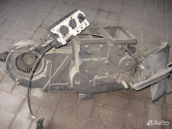 Пежо боксер