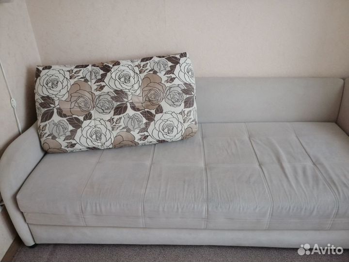 Подушка на диван большая