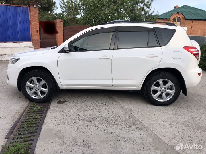 Toyota RAV4 2.0 CVT, 2011, 148 530 км