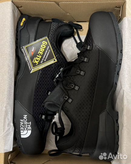 Кроссовки the north face gore tex