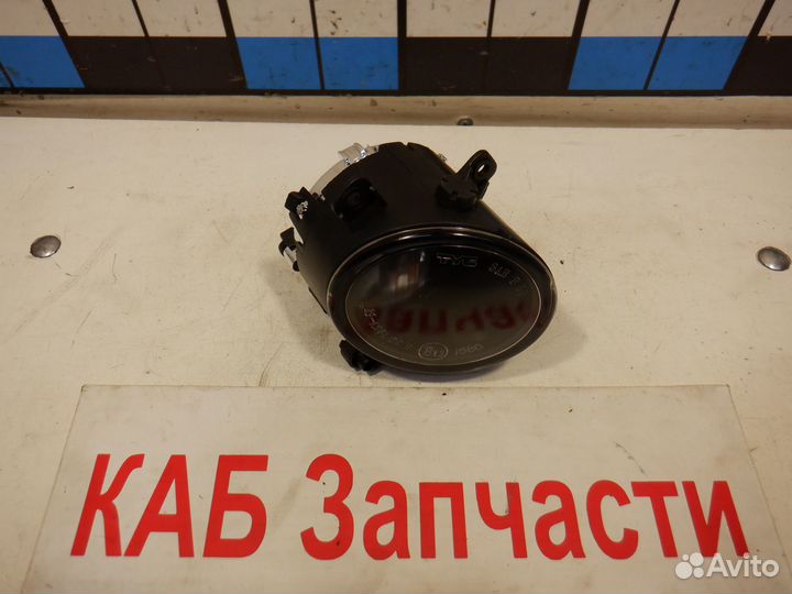 Фара противотуманная правая Ford Mondeo 3