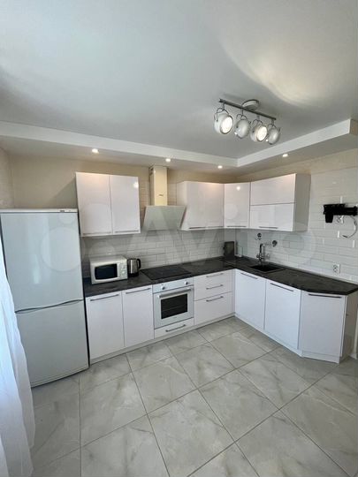 2-к. квартира, 65 м², 21/25 эт.