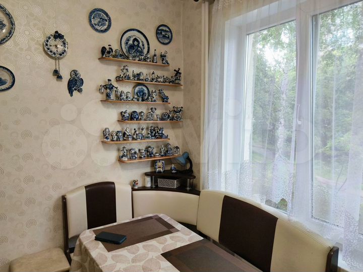 3-к. квартира, 55 м², 3/9 эт.