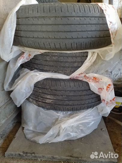 Goodyear Aquatred 225/55 R19