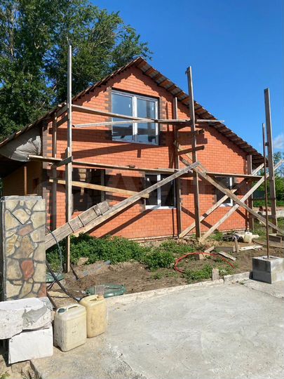 Дом 170 м² на участке 10 сот.