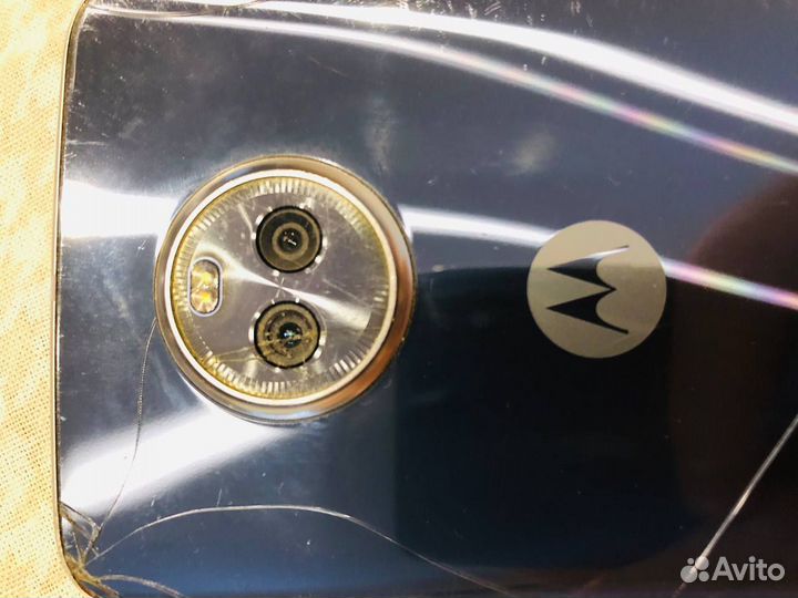 Motorola Moto X4, 4/64 ГБ