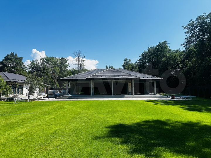 Дом 186 м² на участке 26 сот.