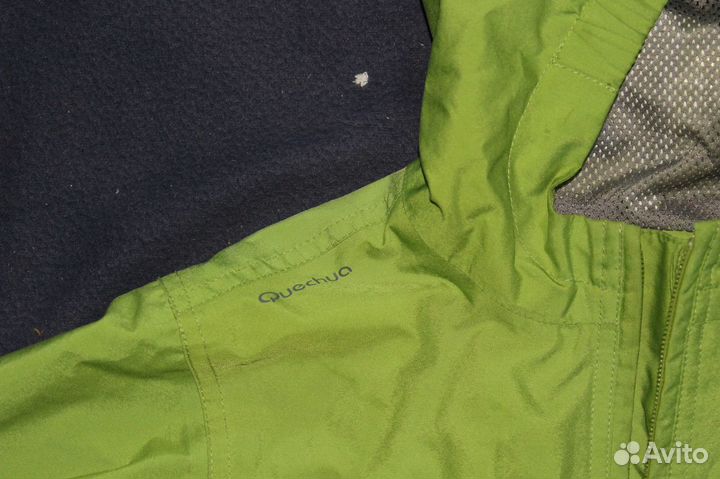 Куртка-ветровка Quechua