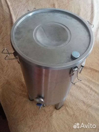 Цилиндроконический танк цкт 30 литров