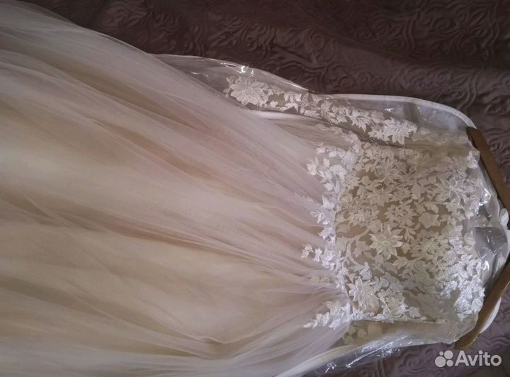 Платье свадебное