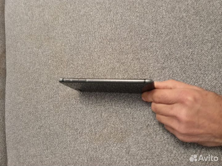 iPhone 8 Plus, 64 ГБ