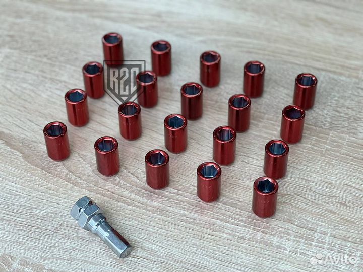 Гайка Red1 M12*1,25 конус 6-гранник +ключ наличие