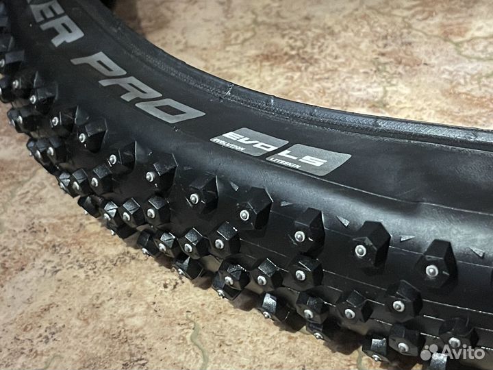 Покрышка Schwalbe Ice Spiker PRO evolution 29