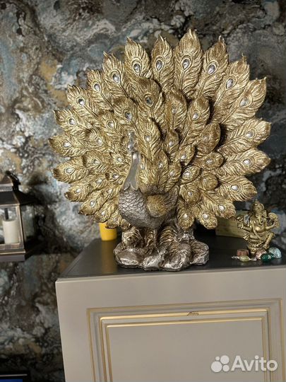 Роскошный павлин