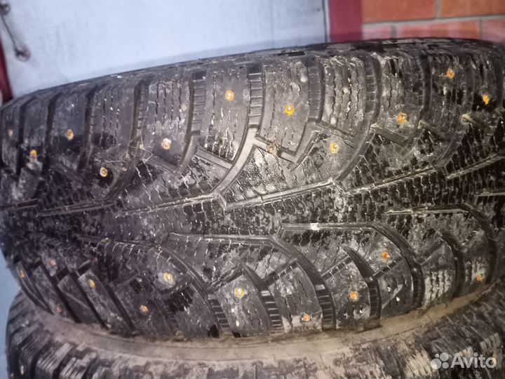 Nokian Tyres Hakkapeliitta 5 SUV 2.25/65 R17