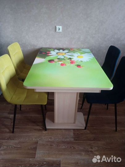 Кухонный стол бу