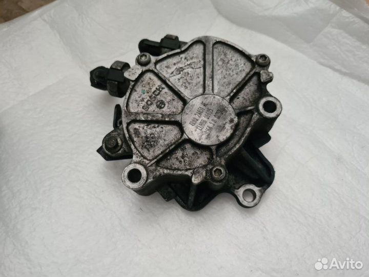 Насос масляный Land Rover Discovery 3 2.7 TDI 2008