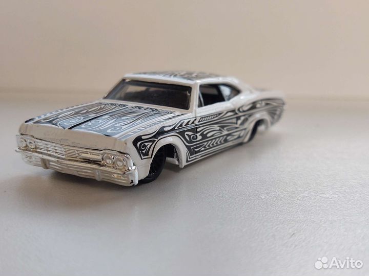 Hot wheels машинки