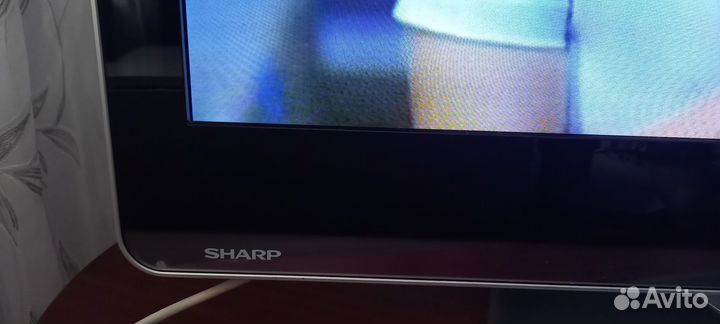 Телевизор Sharp Aquos LC-40LE812ERU