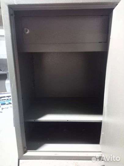 Шкаф металлический сейф бу
