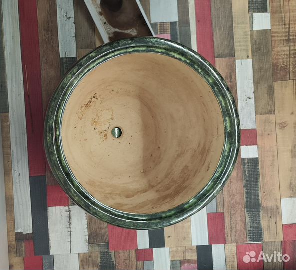 Большой керамический горшок для цветов