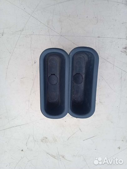 Ручка салонная задняя Nissan Terrano 2 Ниссан