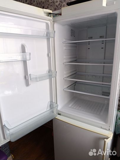 Холодильник на запчасти