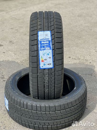 Sunwide Snowide 215/55 R17 142U