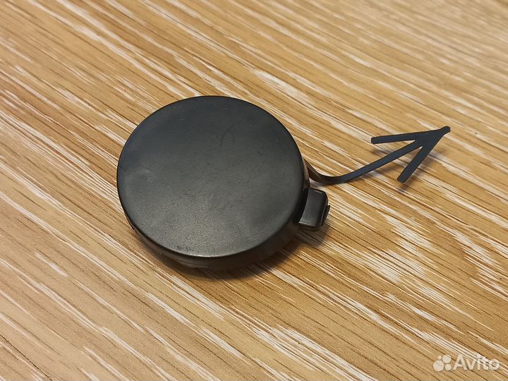 Заглушка передний бампер VW Polo 2015-20 под крюк