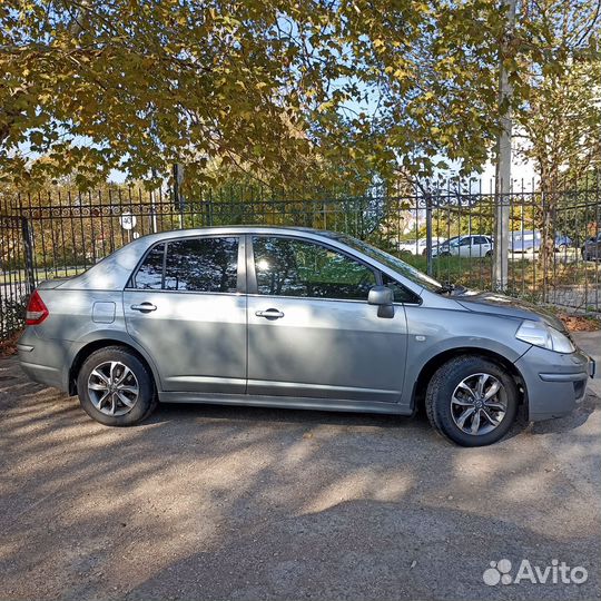 Nissan Tiida 1.6 МТ, 2013, 280 000 км