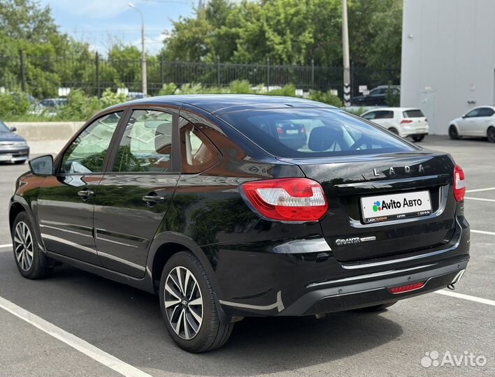 LADA Granta 1.6 МТ, 2023, 13 750 км