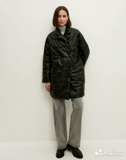 Женское демисезонное двубортное пальто Zarina 50