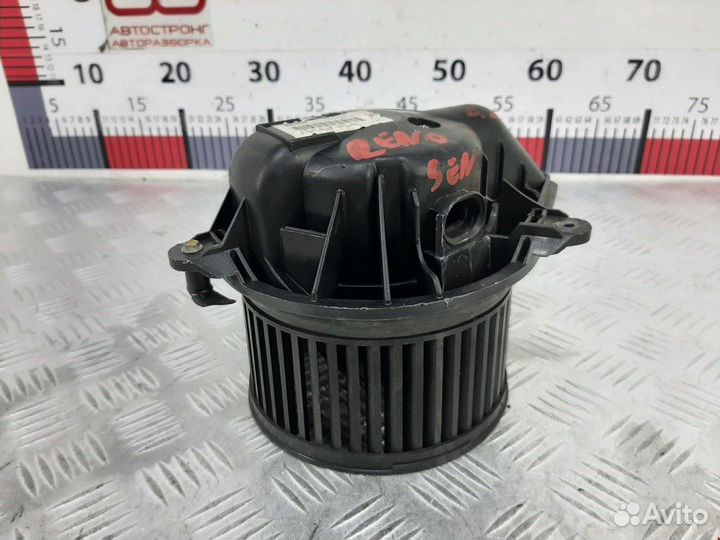 Моторчик печки для Renault Scenic 1 7701048387