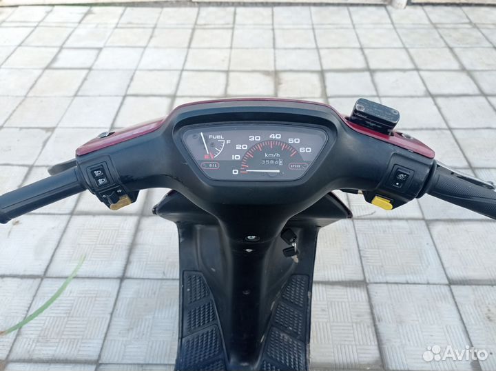 Скутер Honda dio