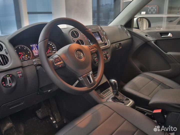 Volkswagen Tiguan 2.0 AT, 2012, 129 067 км