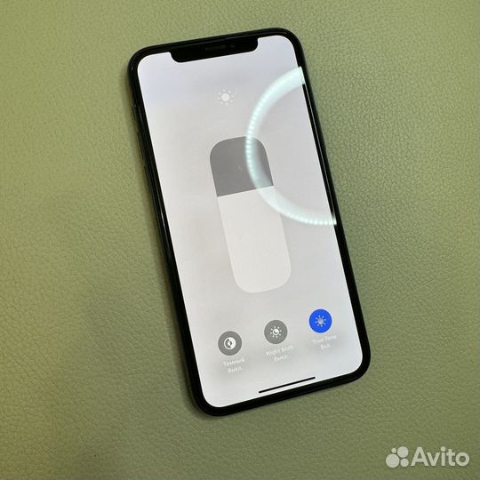 iPhone 11 Pro, 64 ГБ