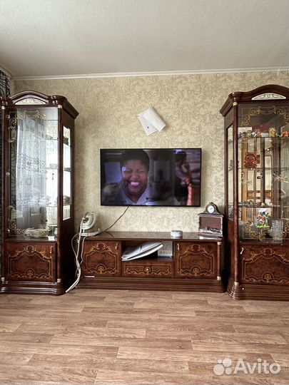 Продам гарнитур