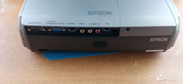 Проекторы Epson EMP-X3 BenQ MP610