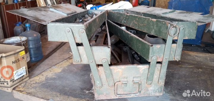 Циркулярная пила + стол +Инструмент СССР